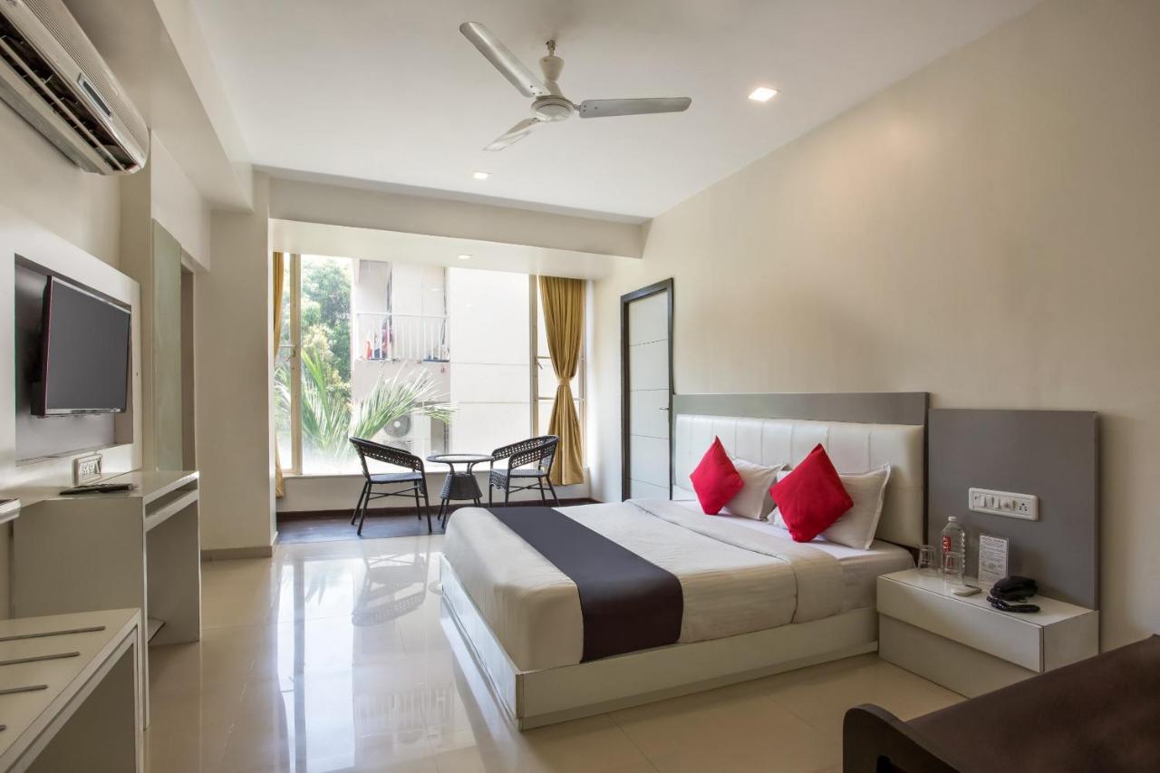 Capital O 35557 Hotel Aura Mumbai Exterior foto